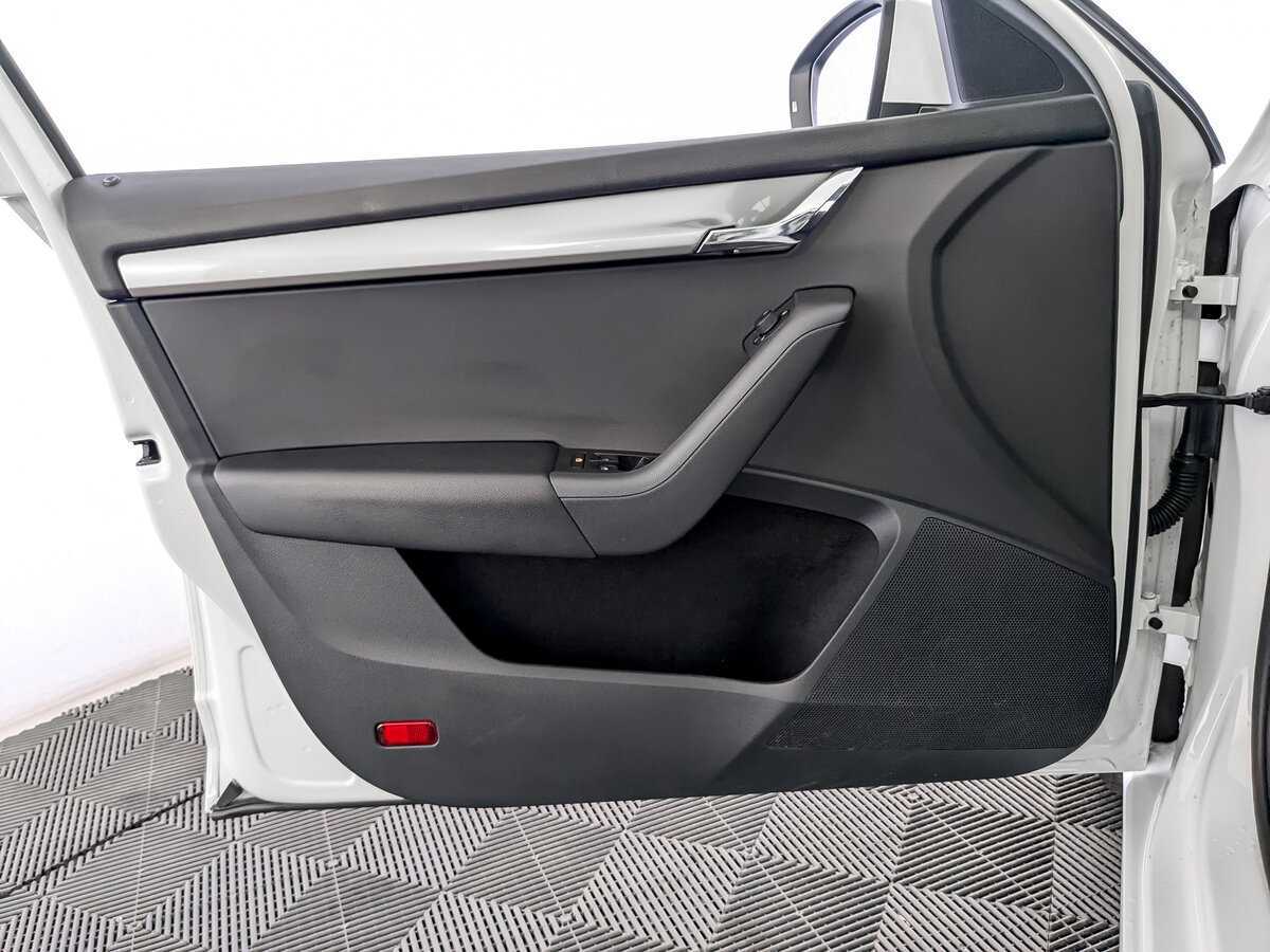 Купить Шкода Октавия, 2020, 39 390 км.. Фото: #14