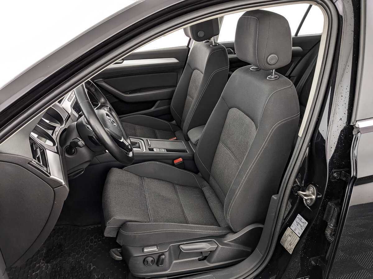 Купить Volkswagen Passat, 2018, 108 936 км.. Фото: #15