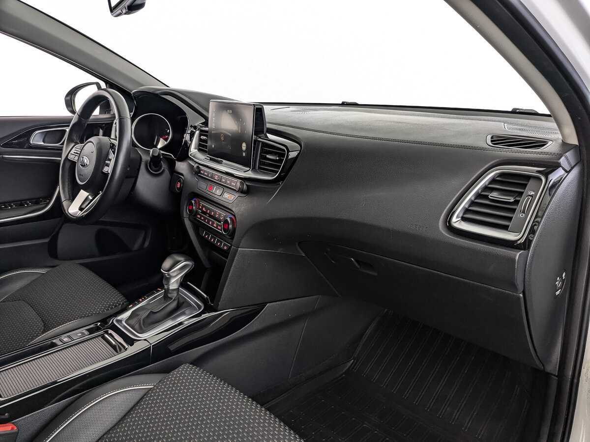 Купить Kia Ceed, 2019, 39 153 км.. Фото: #8