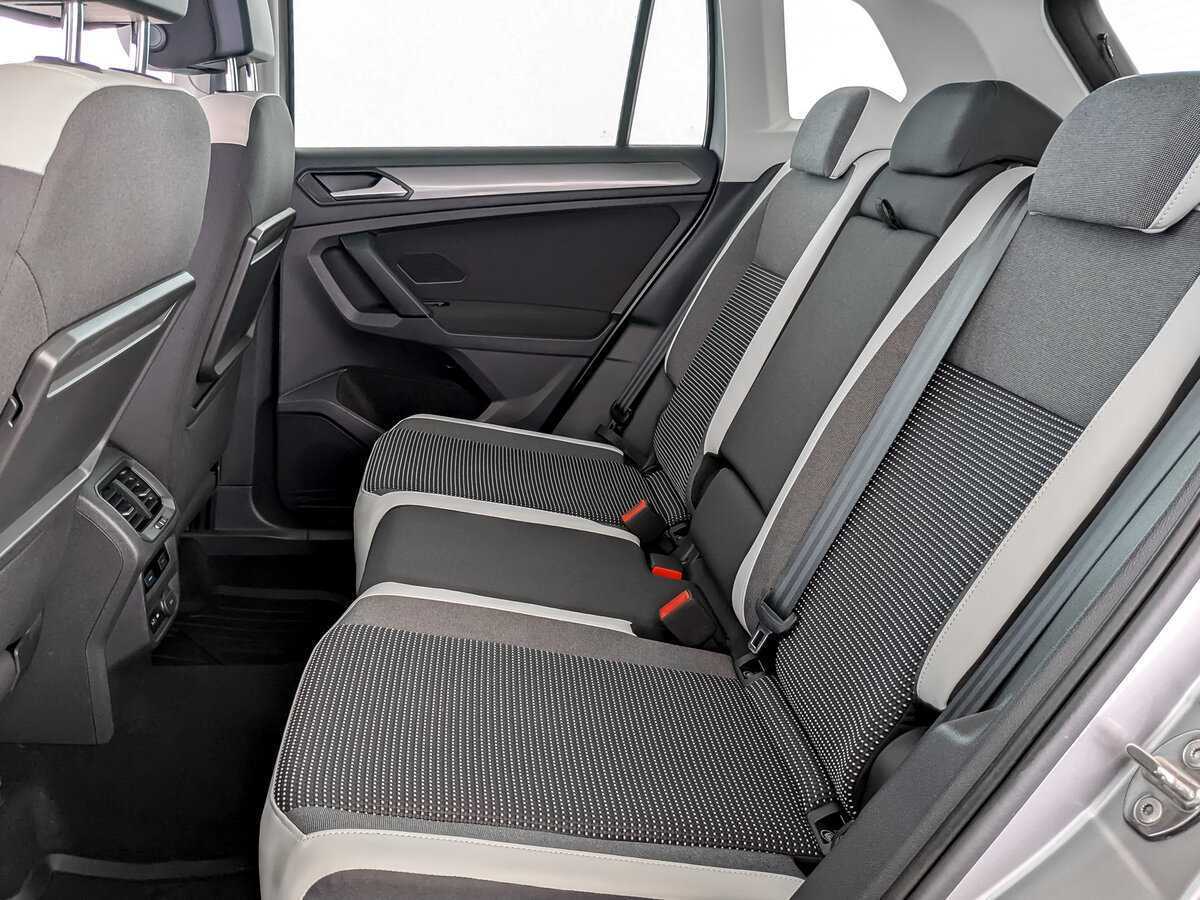 Купить Volkswagen Tiguan, 2020, 90 833 км.. Фото: #9