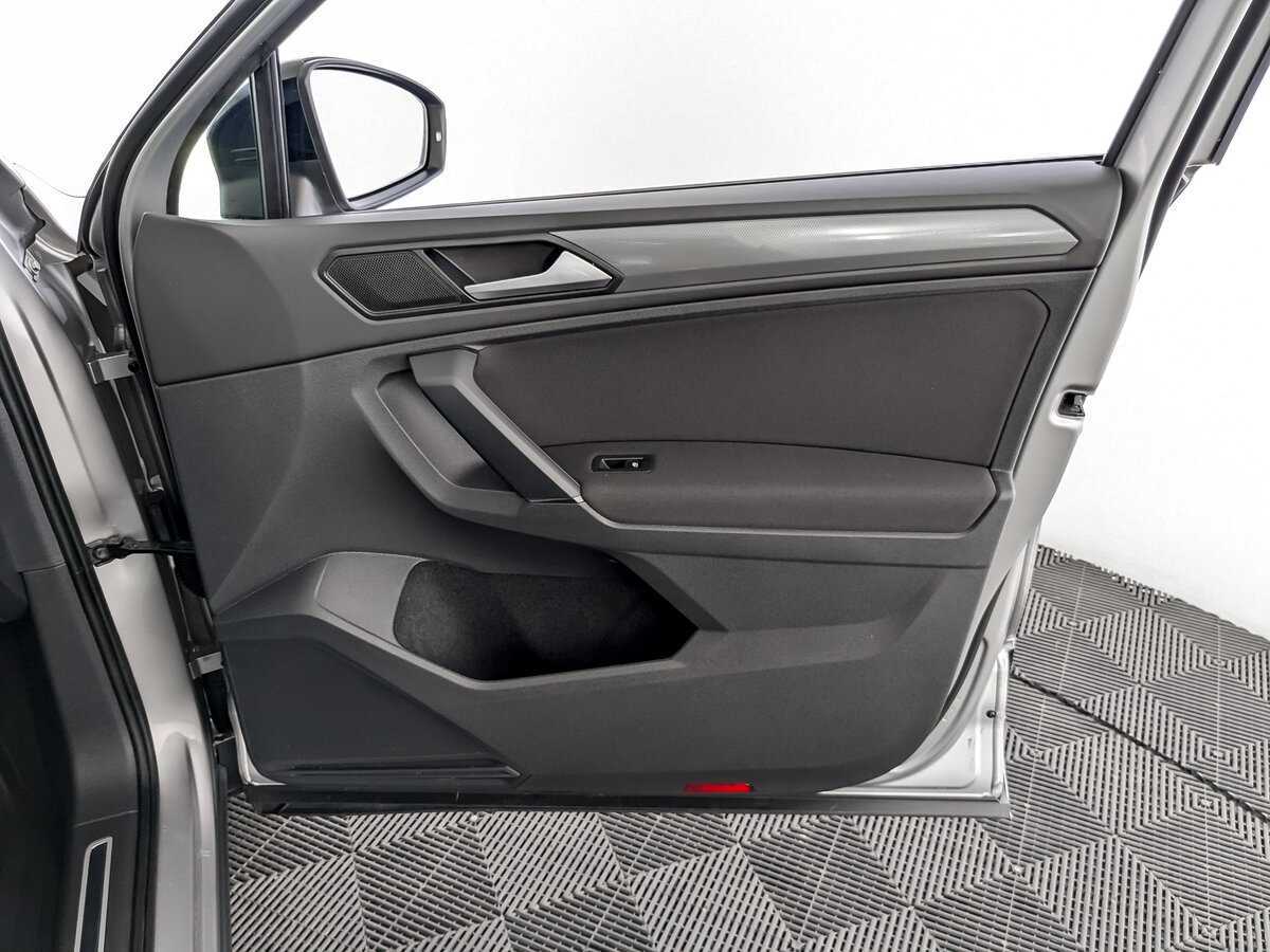 Купить Volkswagen Tiguan, 2020, 90 833 км.. Фото: #19