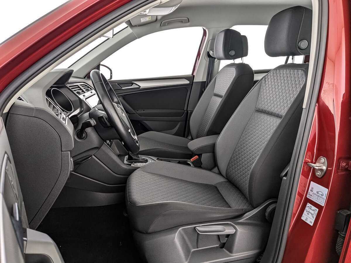 Купить Volkswagen Tiguan, 2020, 42 744 км.. Фото: #15