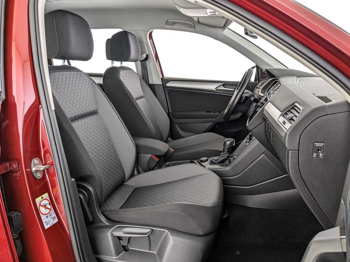 Купить Volkswagen Tiguan, 2020, 42 744 км.. Фото: #19