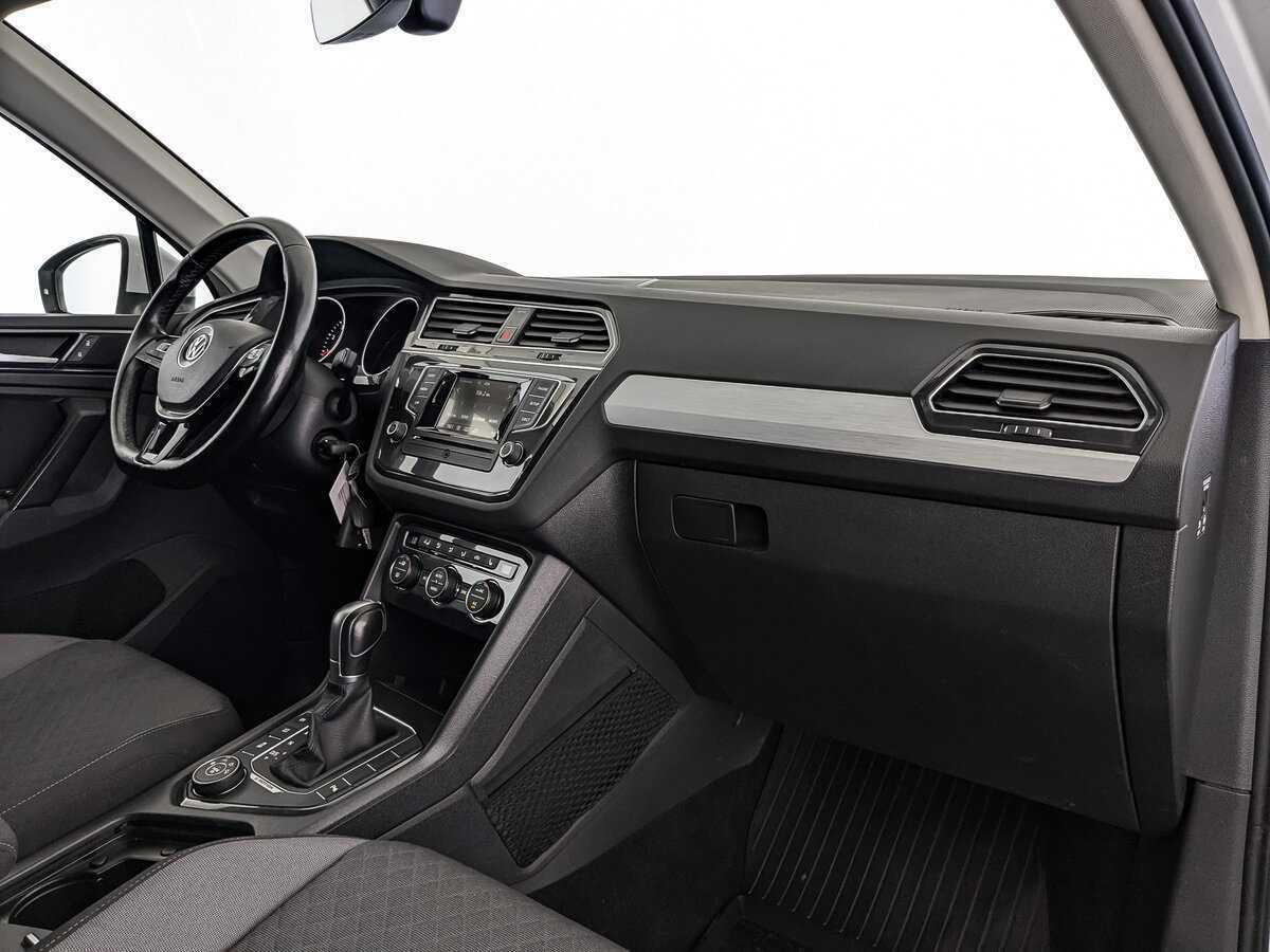 Купить Volkswagen Tiguan, 2017, 132 657 км.. Фото: #8