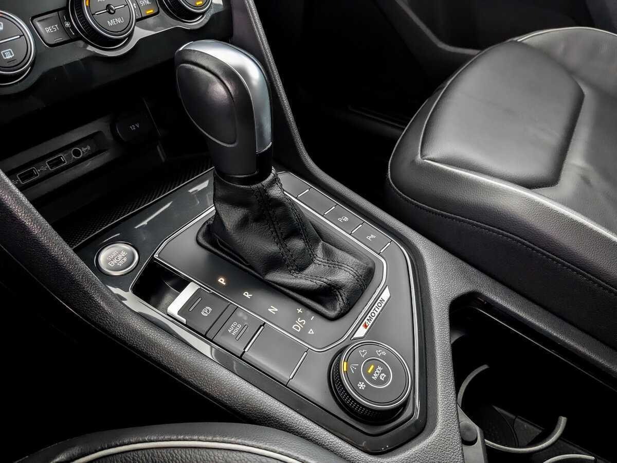 Купить Volkswagen Tiguan, 2020, 36 930 км.. Фото: #23