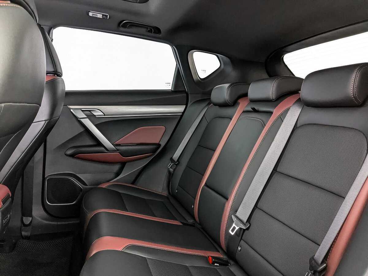 Купить Джили Кулрэй, 2021, 85 842 км.. Фото: #13