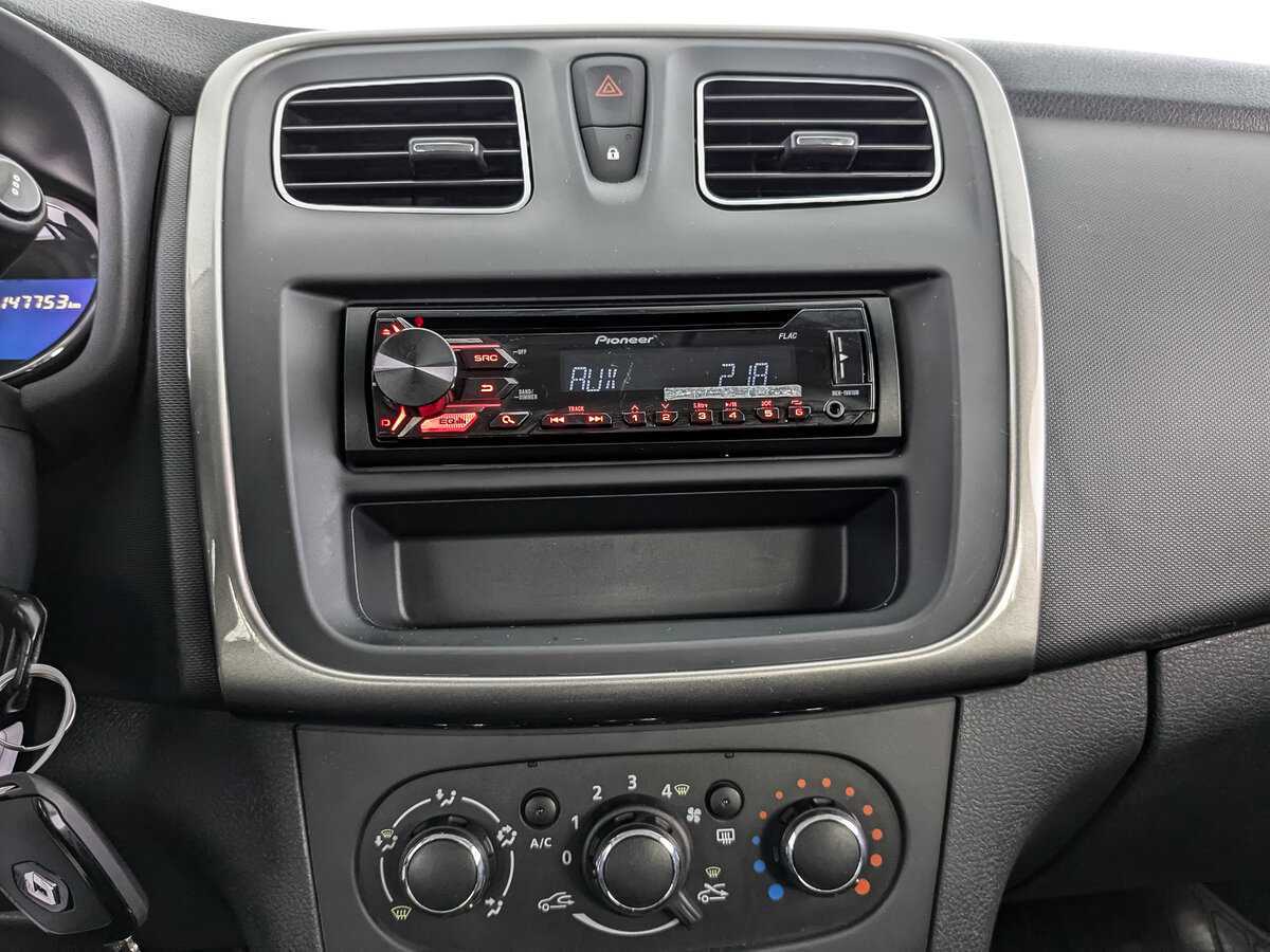 Купить Рено Логан, 2016, 147 751 км.. Фото: #12