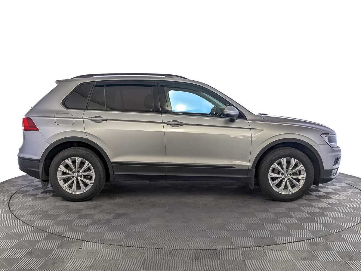 Купить Volkswagen Tiguan, 2019, 70 206 км.. Фото: #3