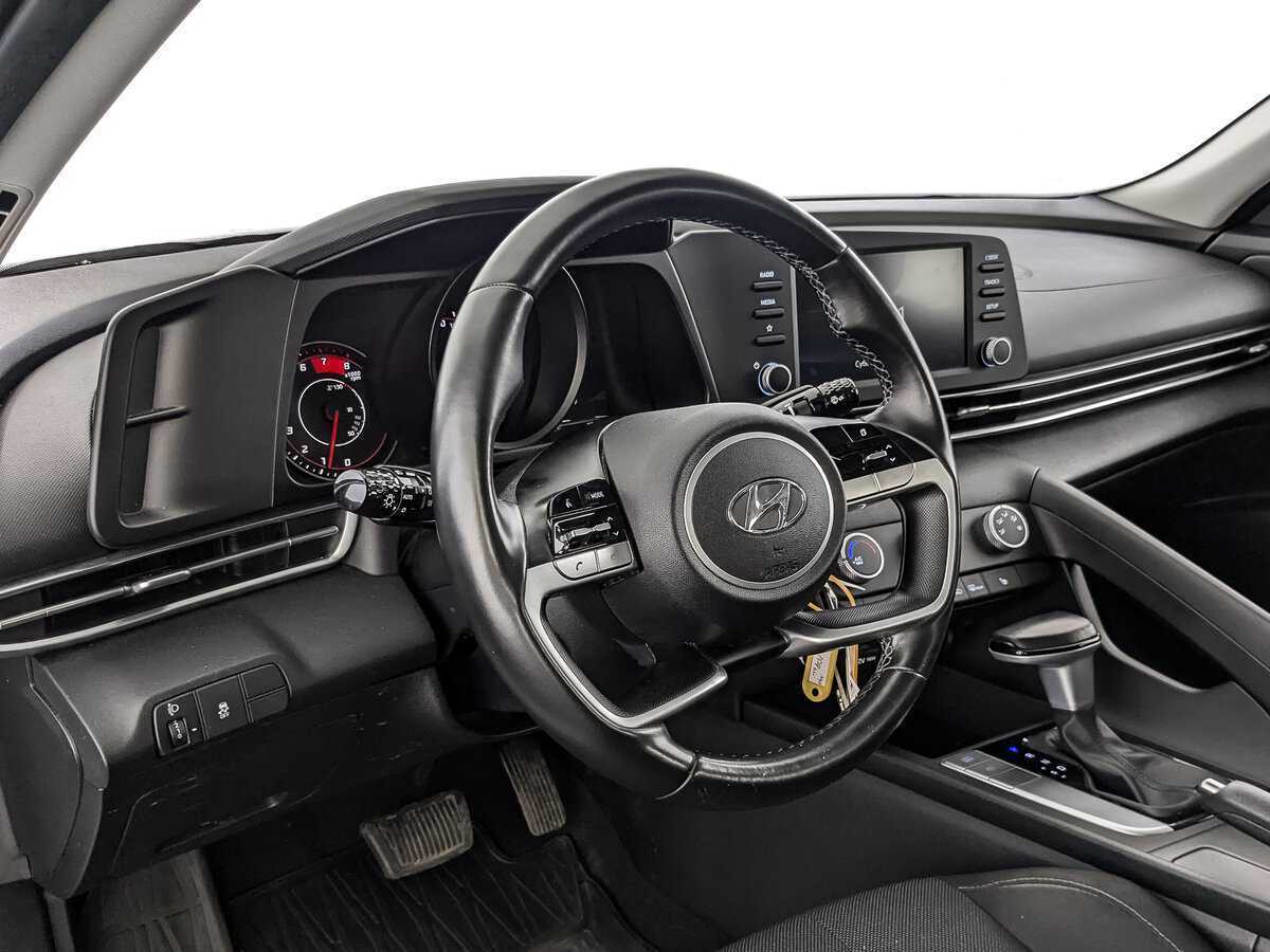 Купить Hyundai Elantra, 2021, 41 281 км.. Фото: #10
