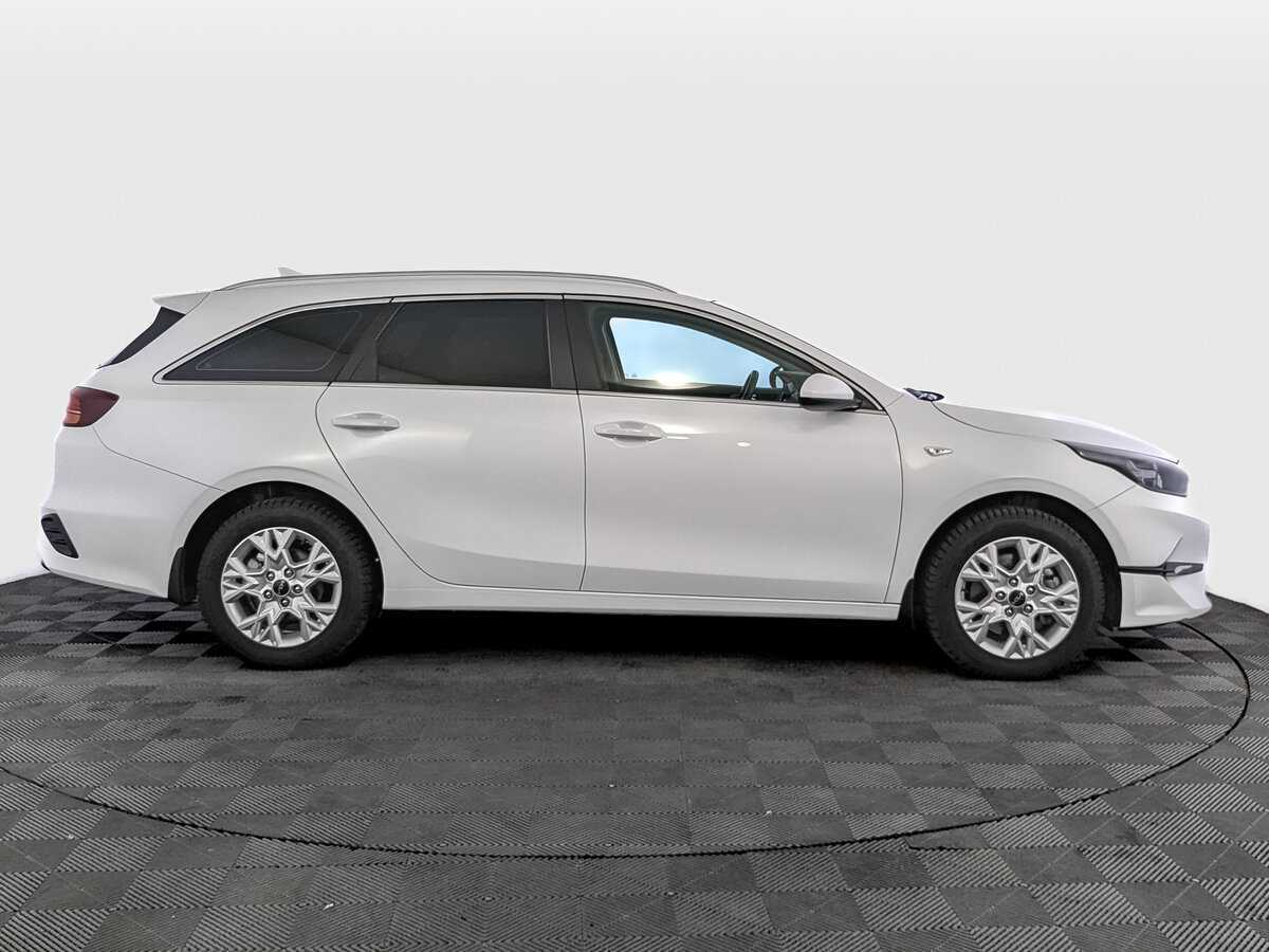 Купить Kia Ceed, 2022, 39 000 км.. Фото: #3
