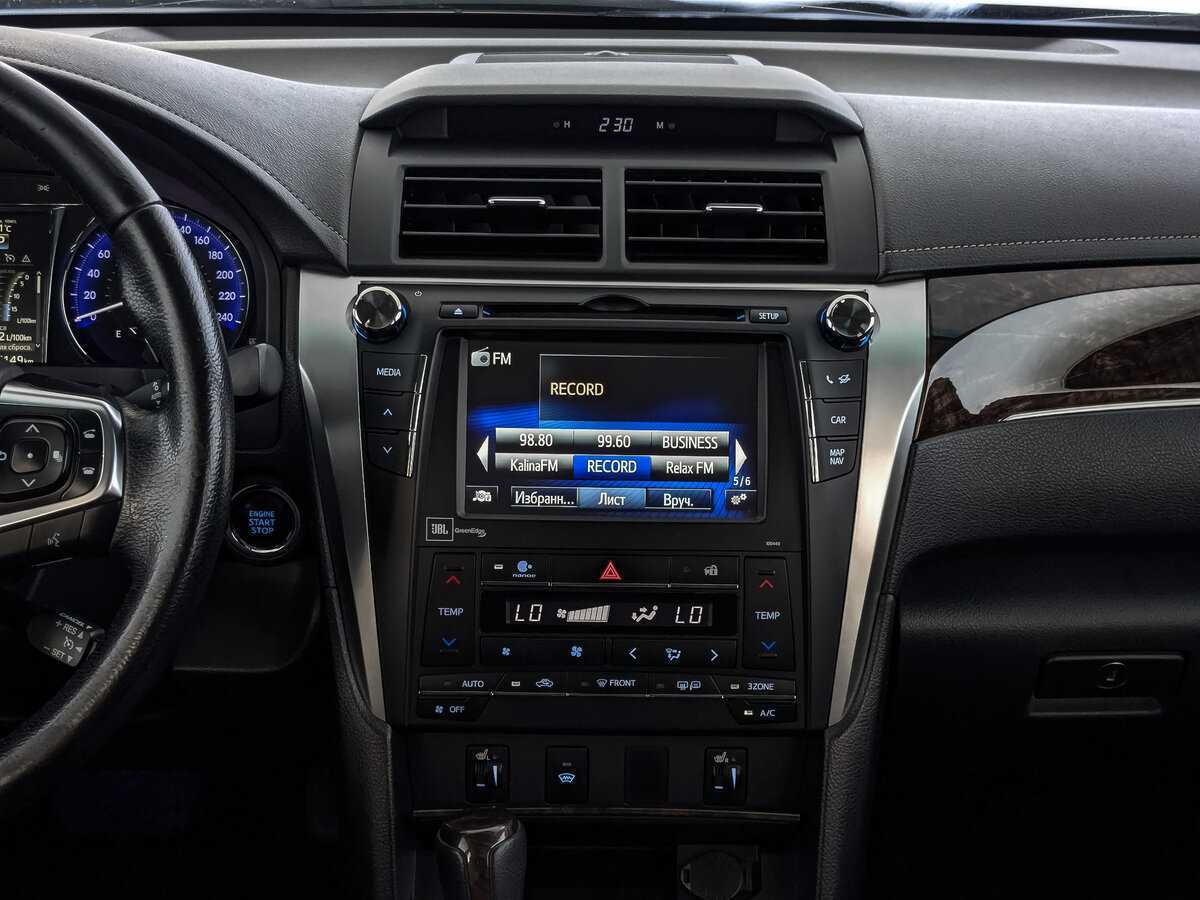 Купить Toyota Camry, 2016, 137 143 км.. Фото: #12