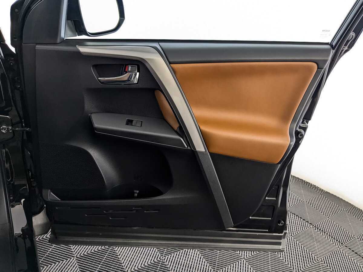 Купить Toyota RAV4, 2017, 75 207 км.. Фото: #20