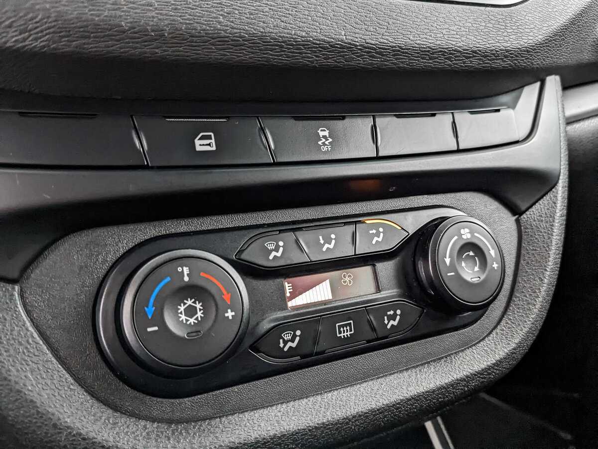 Купить Лада (ВАЗ) Веста, 2016, 130 293 км.. Фото: #16