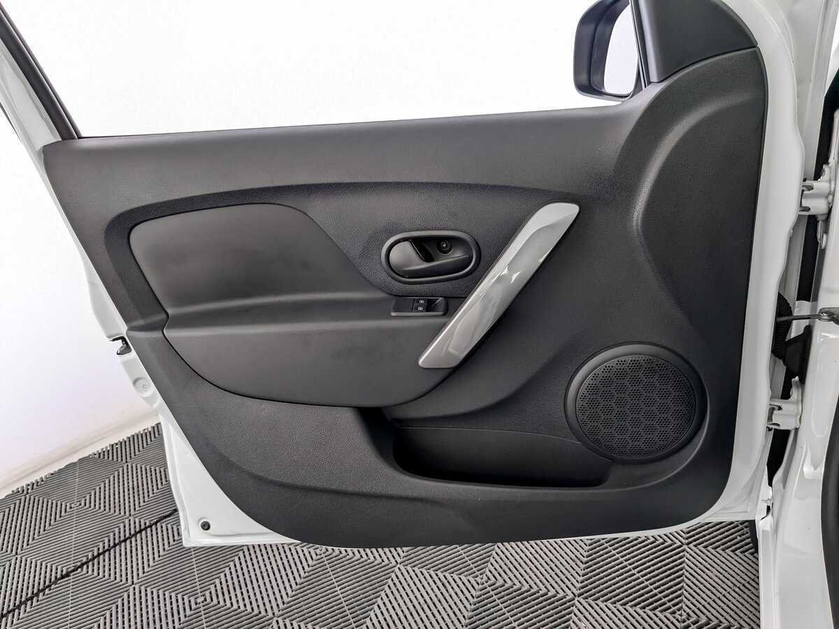 Купить Рено Логан, 2021, 23 319 км.. Фото: #14