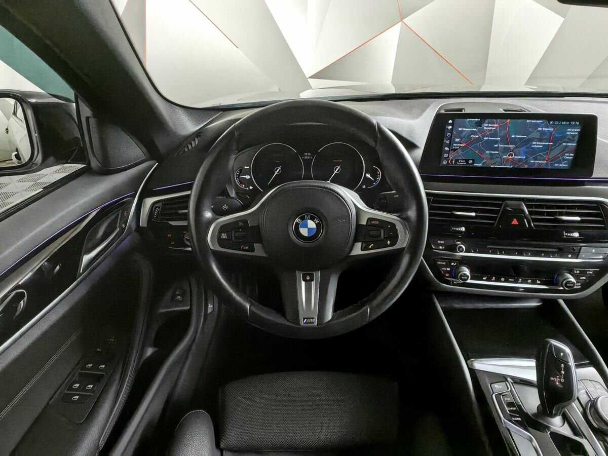 Купить BMW 5 серии, 2017, 61 613 км.. Фото: #12