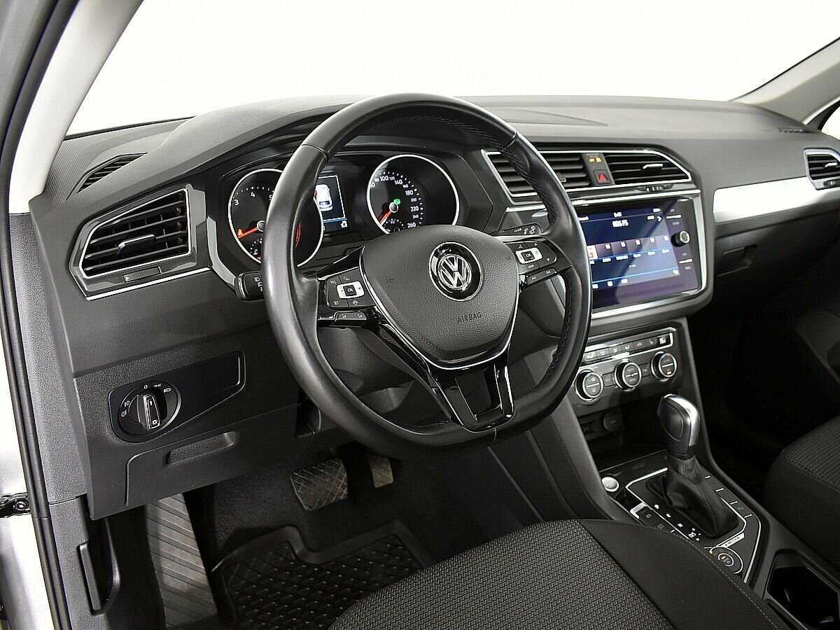 Купить Volkswagen Tiguan, 2020, 68 040 км.. Фото: #6