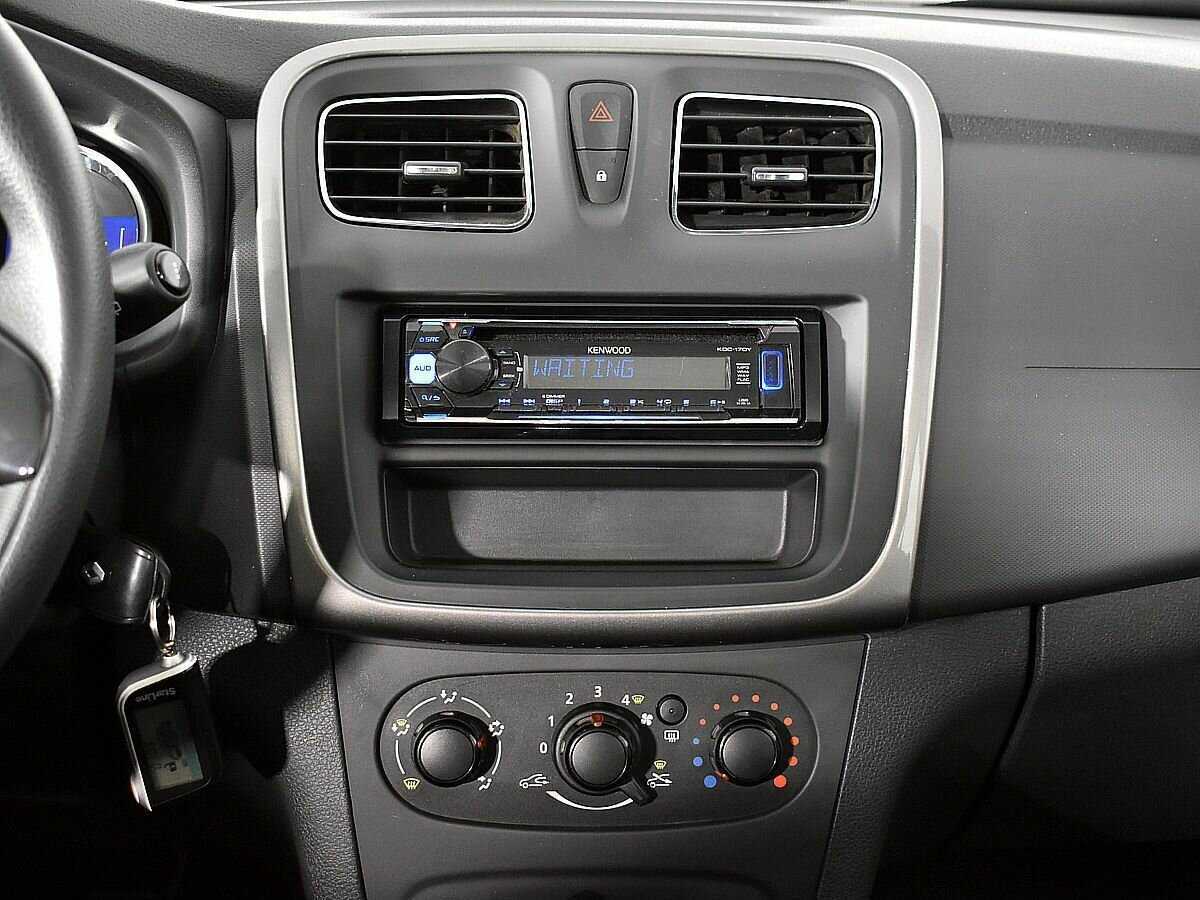 Купить Рено Сандеро, 2016, 76 776 км.. Фото: #12