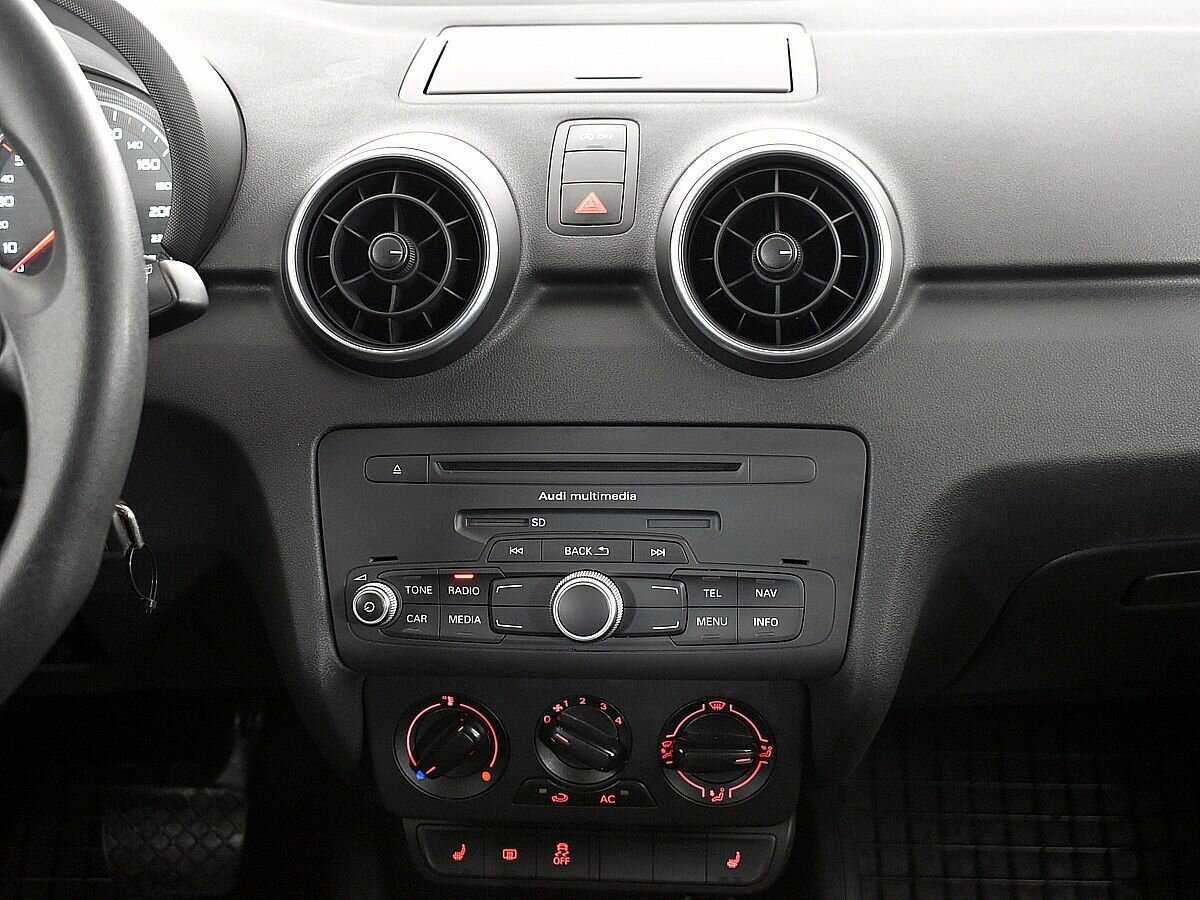 Купить Audi A1, 2014, 159 089 км.. Фото: #12