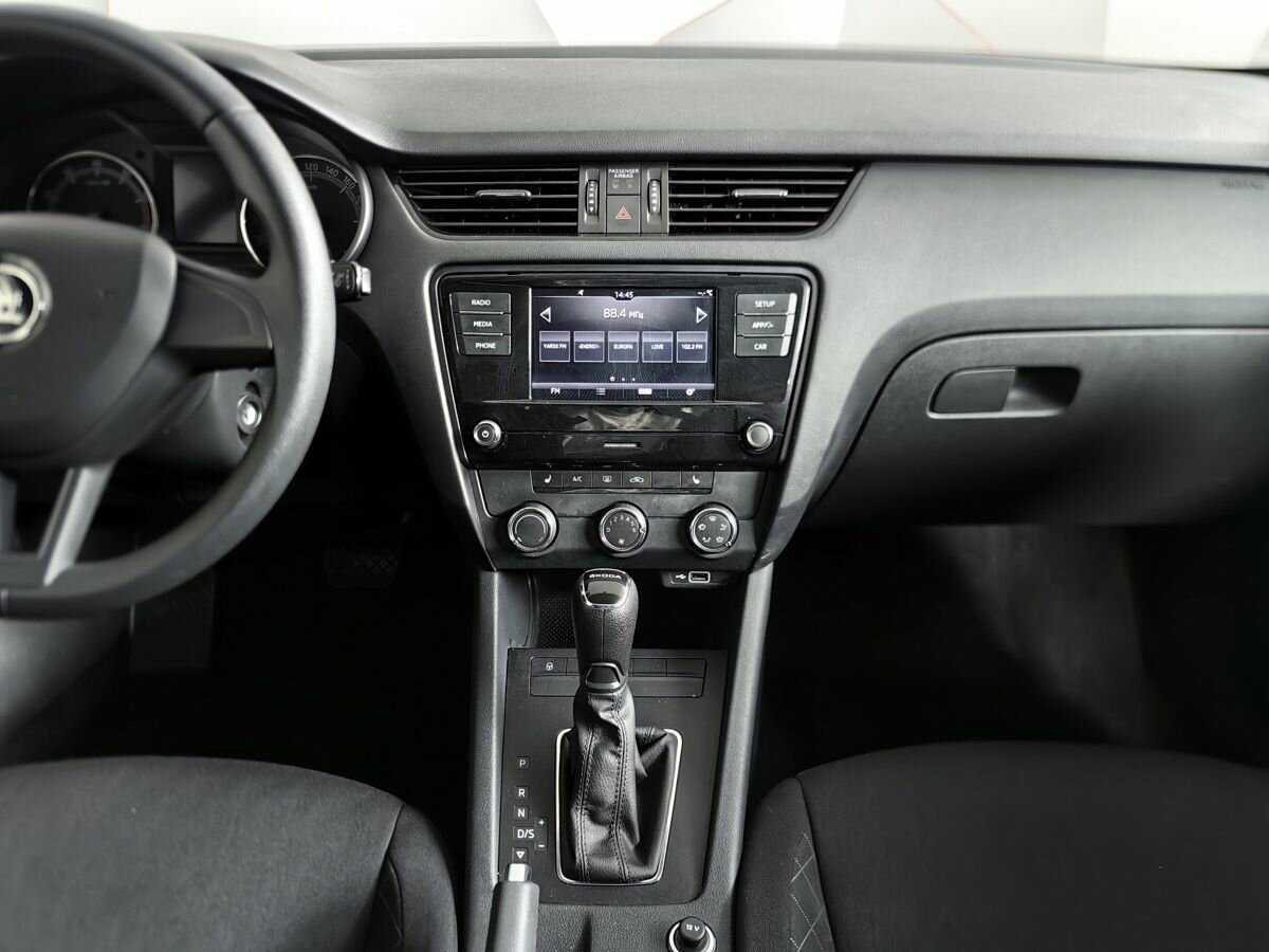 Купить Шкода Октавия, 2020, 41 101 км.. Фото: #10