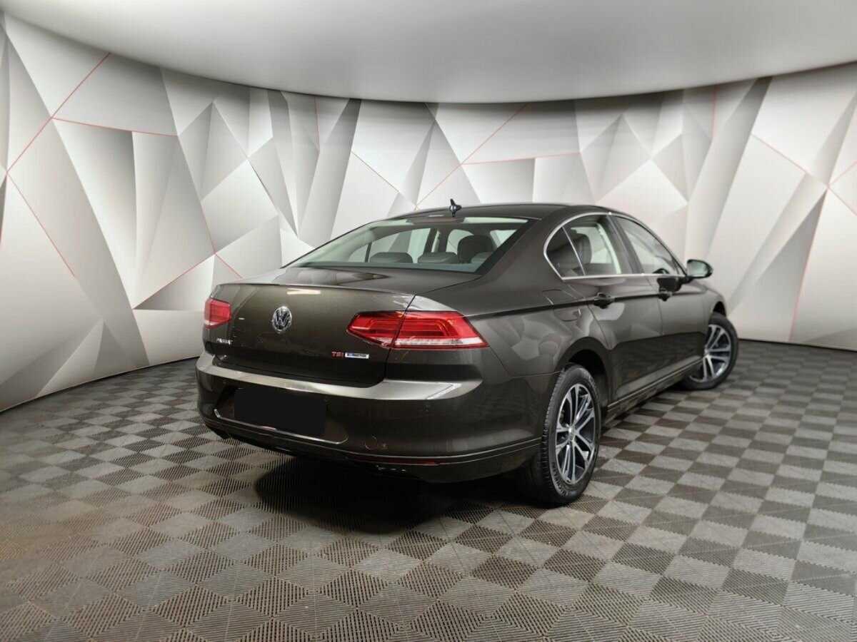 Купить Volkswagen Passat, 2017, 50 341 км.. Фото: #1