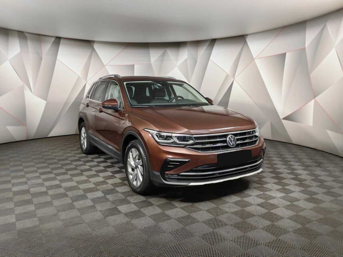 Купить Volkswagen Tiguan, 2021, 69 929 км.. Фото: #2