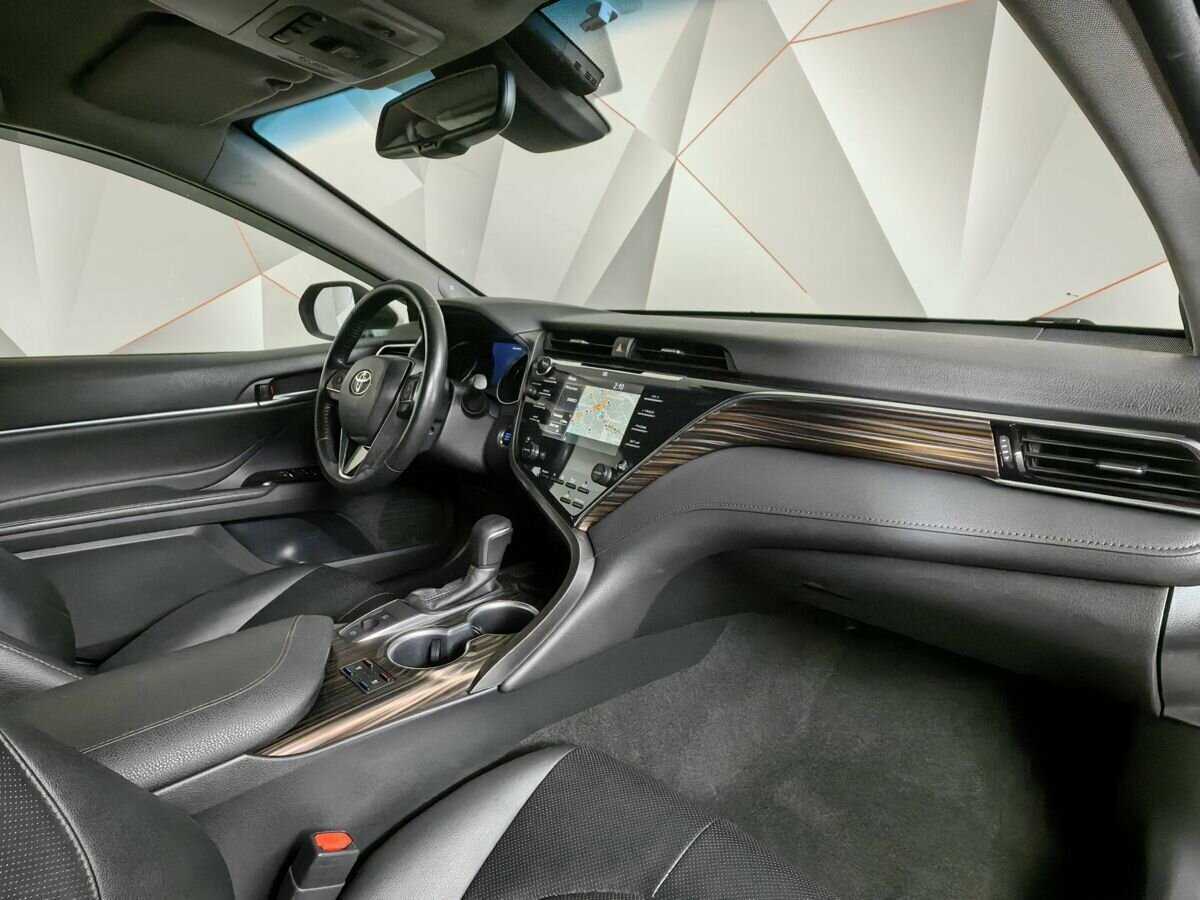 Купить Toyota Camry, 2020, 135 712 км.. Фото: #8