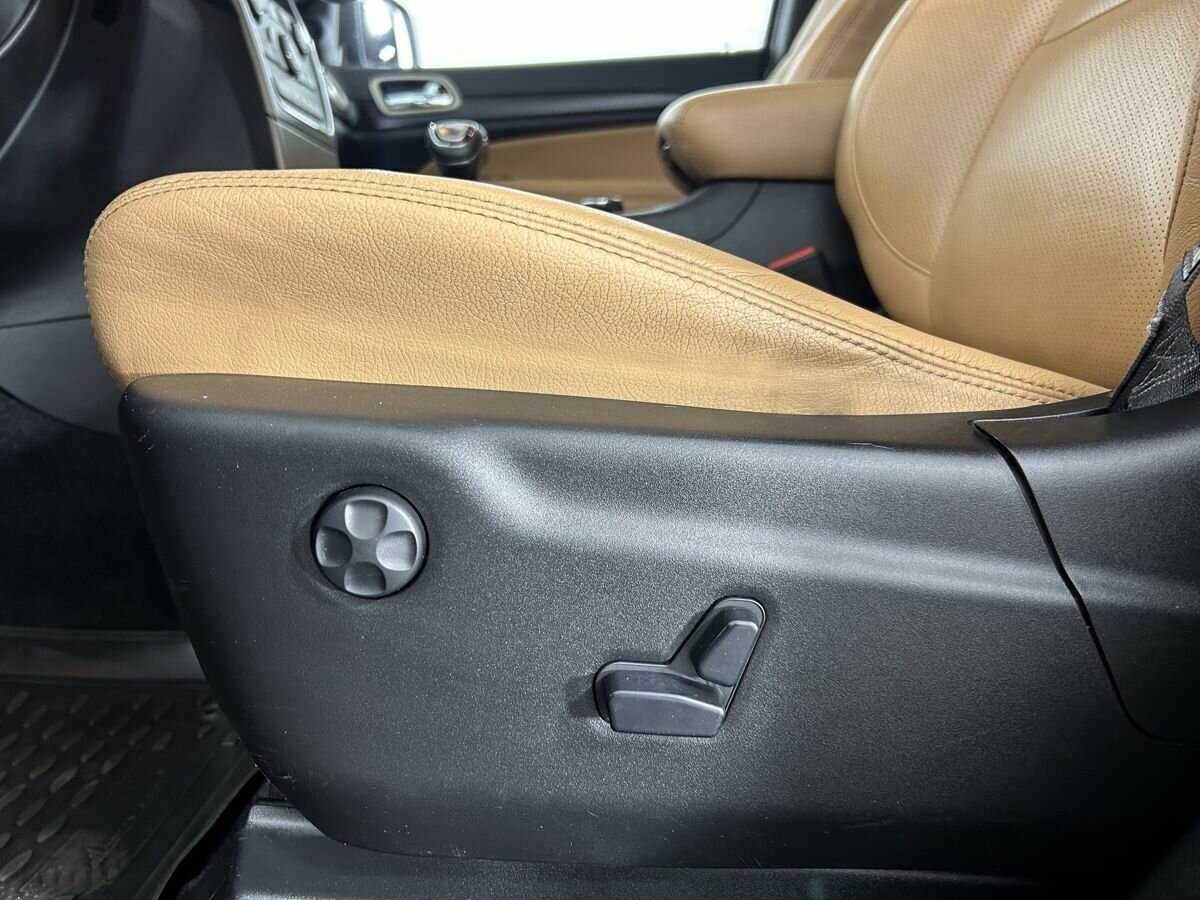 Купить Jeep Grand Cherokee, 2013, 117 618 км.. Фото: #9