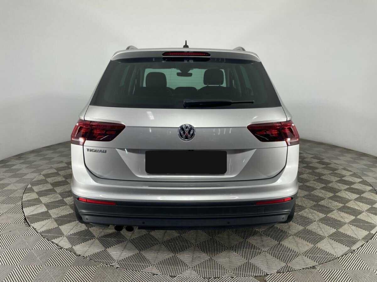 Купить Volkswagen Tiguan, 2019, 79 451 км.. Фото: #2
