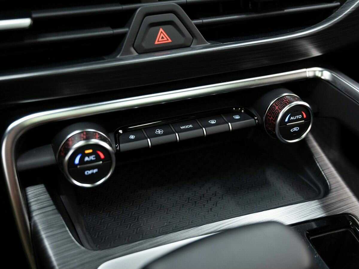 Купить Geely Tugella, 2022, 54 000 км.. Фото: #25