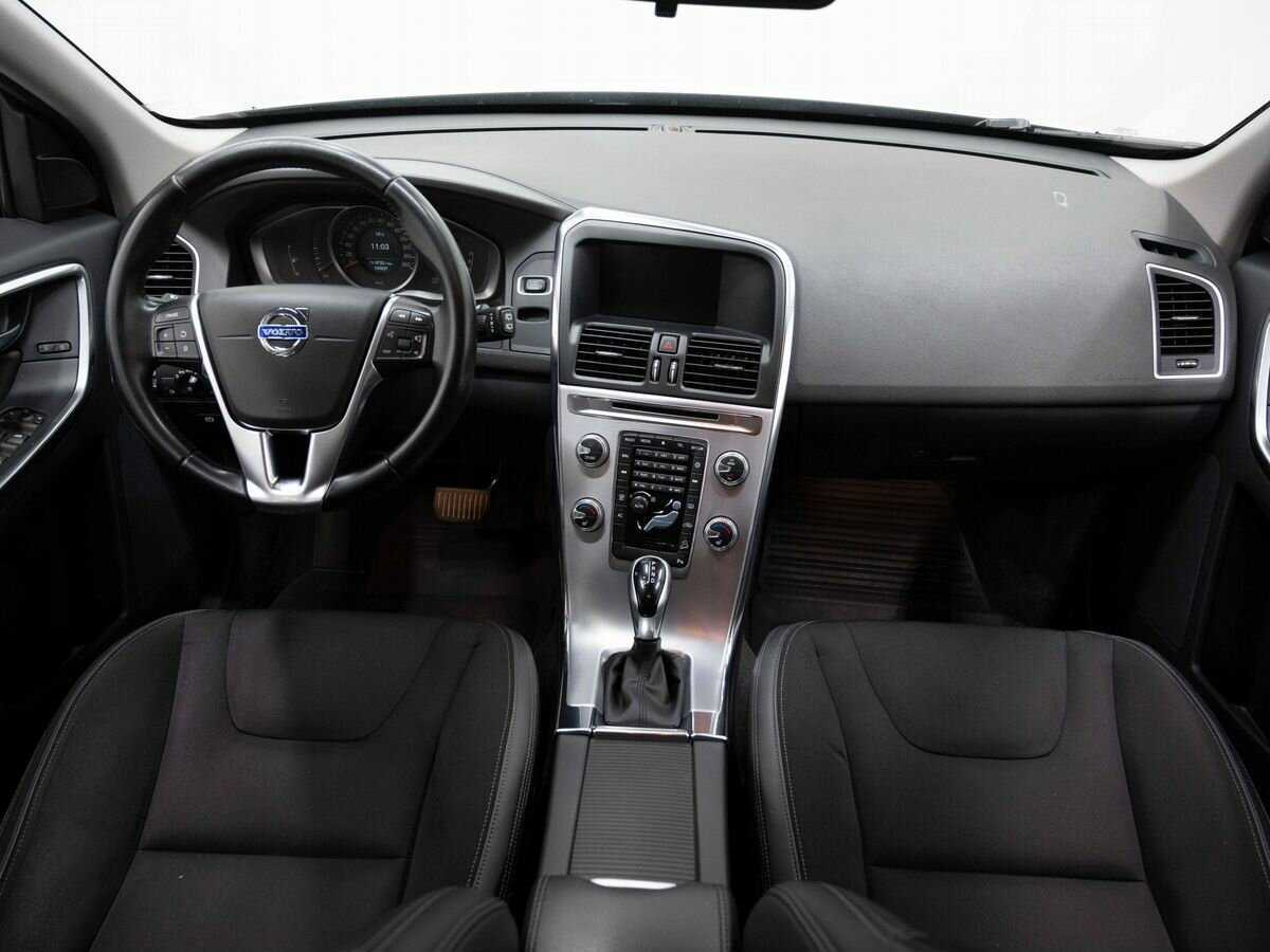 Купить Volvo XC60, 2017, 100 800 км.. Фото: #12