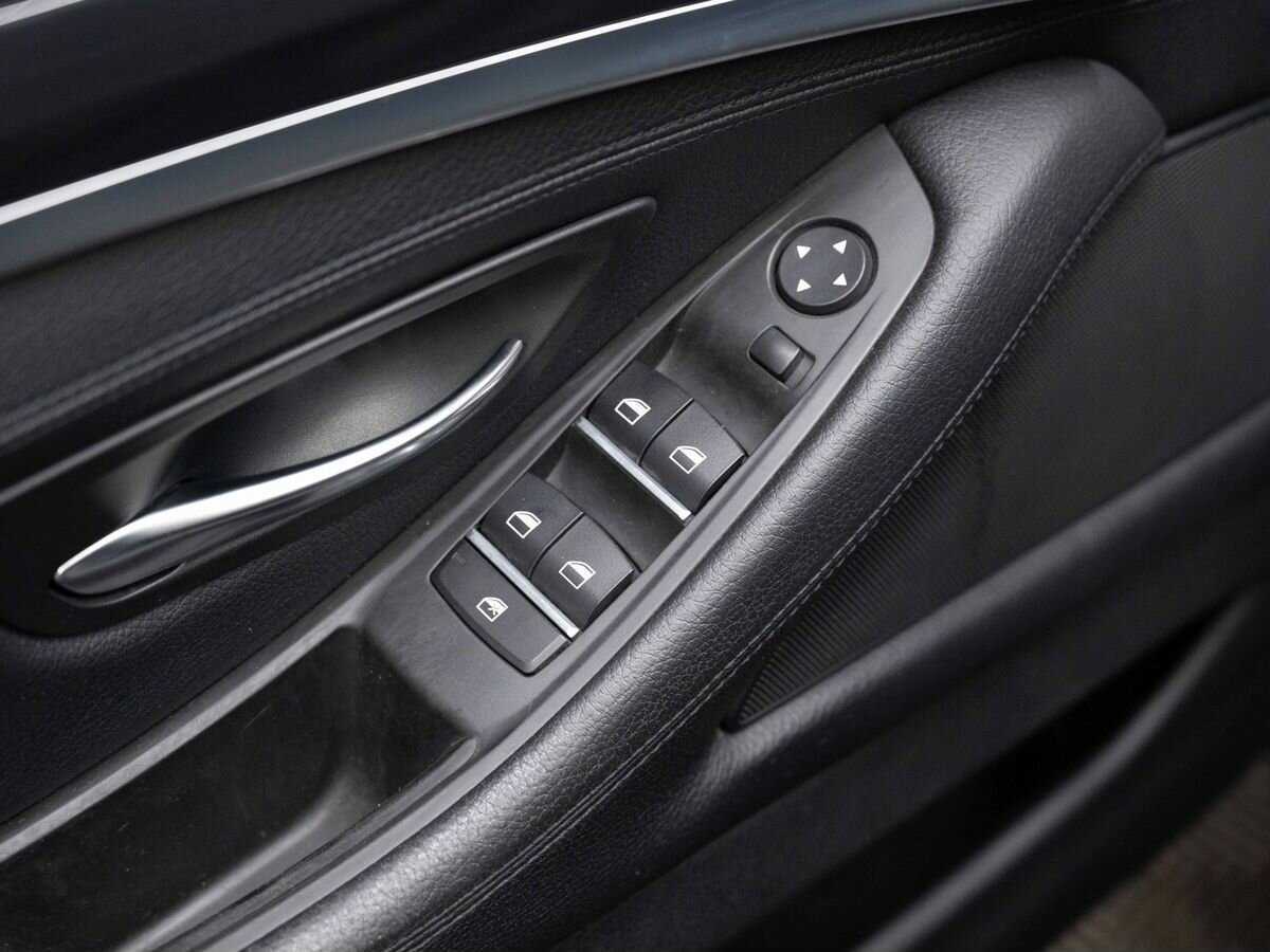 Купить BMW 5 серии, 2012, 194 204 км.. Фото: #21