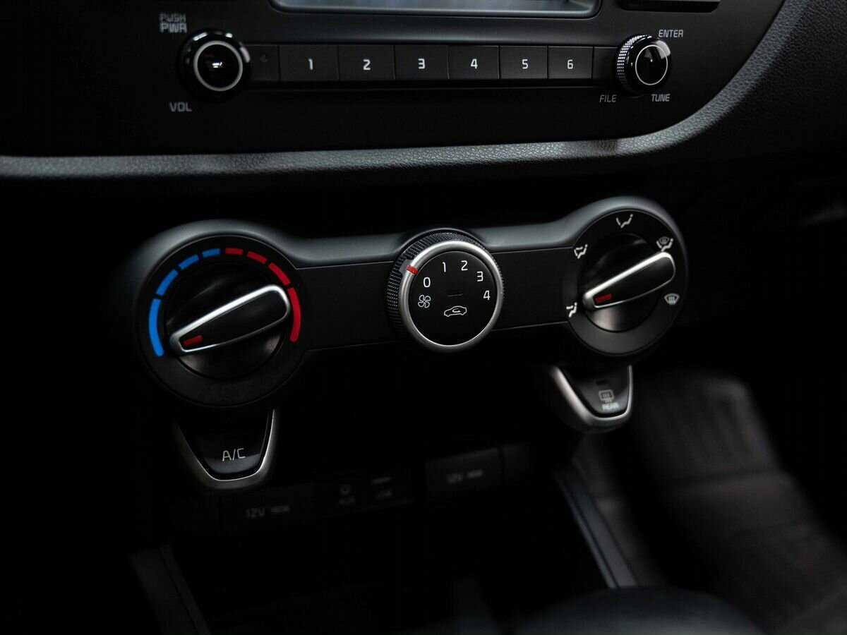 Купить Киа Рио, 2018, 141 525 км.. Фото: #19