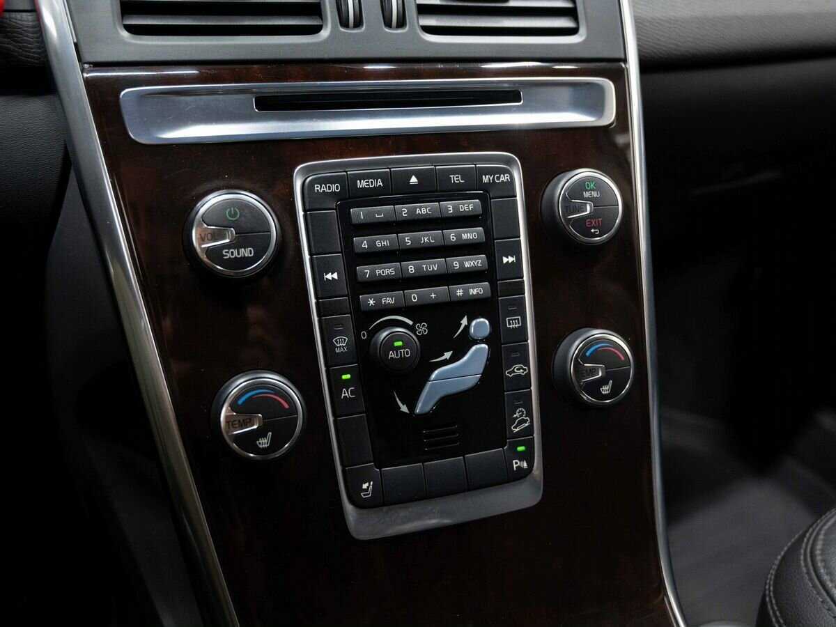 Купить Вольво ИксЦ60, 2012, 151 000 км.. Фото: #18