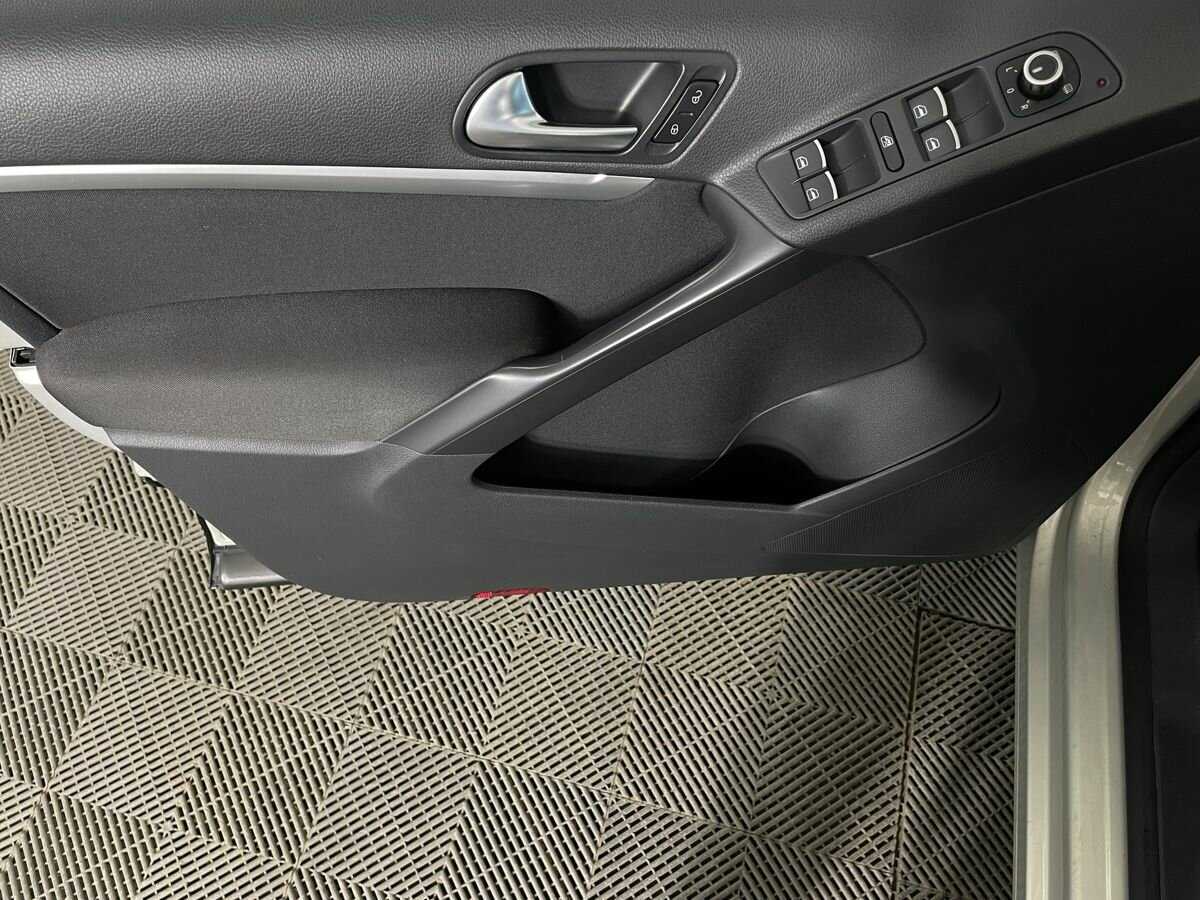 Купить Фольксваген Тигуан, 2012, 90 198 км.. Фото: #7