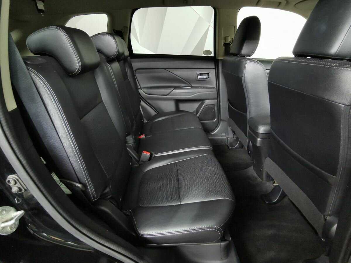 Купить Митсубиши Оутлэндер, 2016, 192 950 км.. Фото: #11