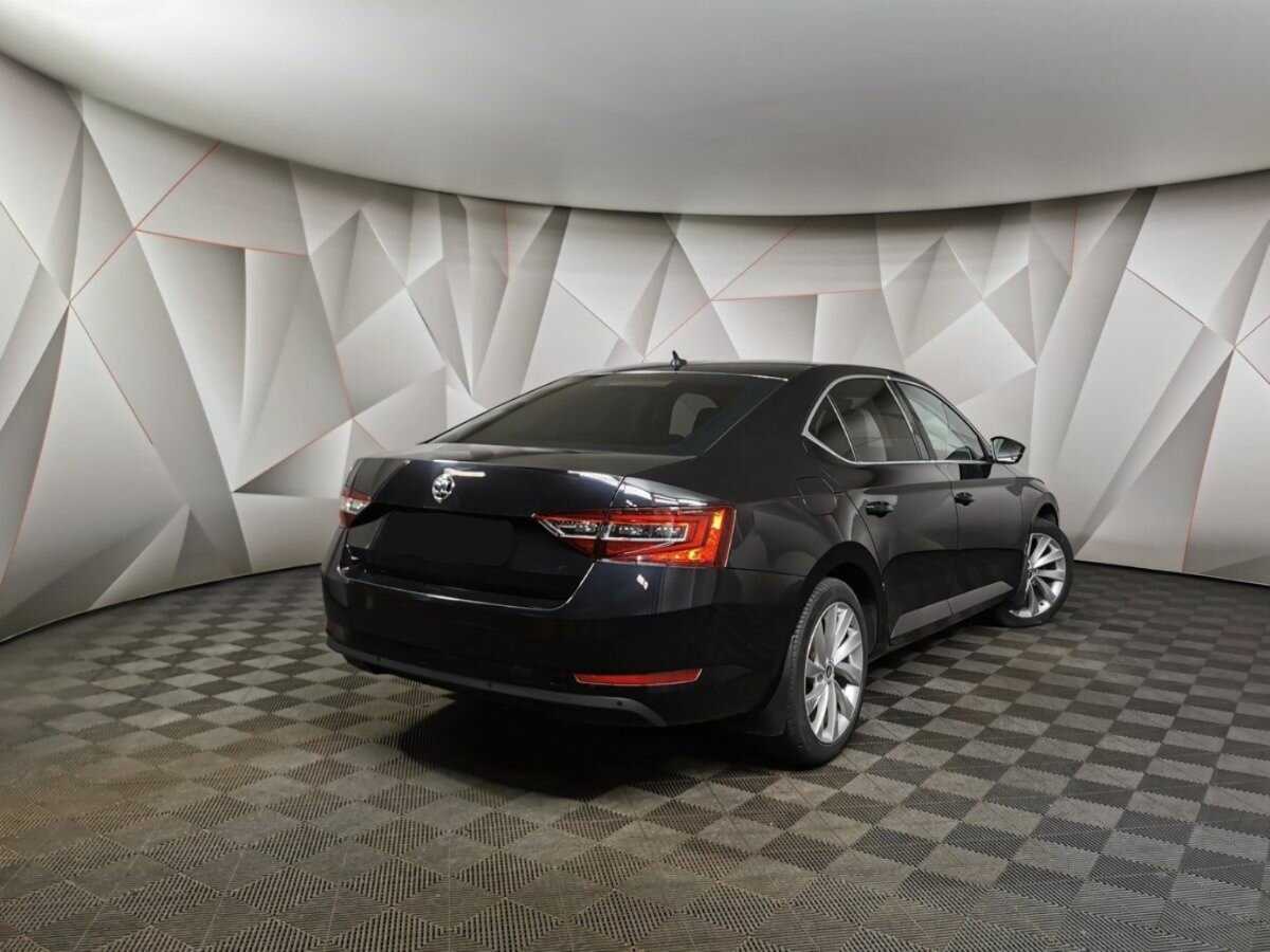 Купить Skoda Superb, 2017, 126 848 км.. Фото: #1