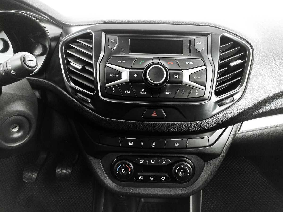 Купить Лада (ВАЗ) Веста, 2019, 37 548 км.. Фото: #12