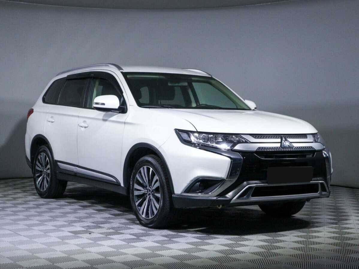 Купить Mitsubishi Outlander, 2018, 60 120 км.. Фото: #2