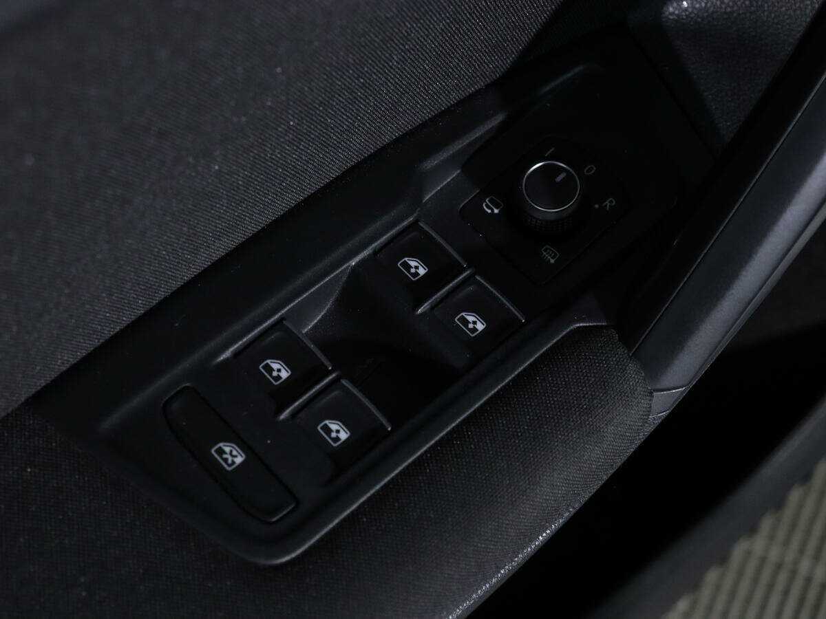 Купить Volkswagen Tiguan, 2018, 153 968 км.. Фото: #18