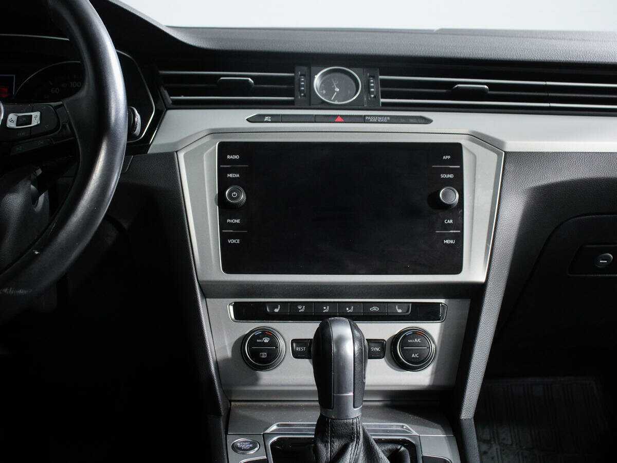 Купить Volkswagen Passat, 2018, 118 171 км.. Фото: #12