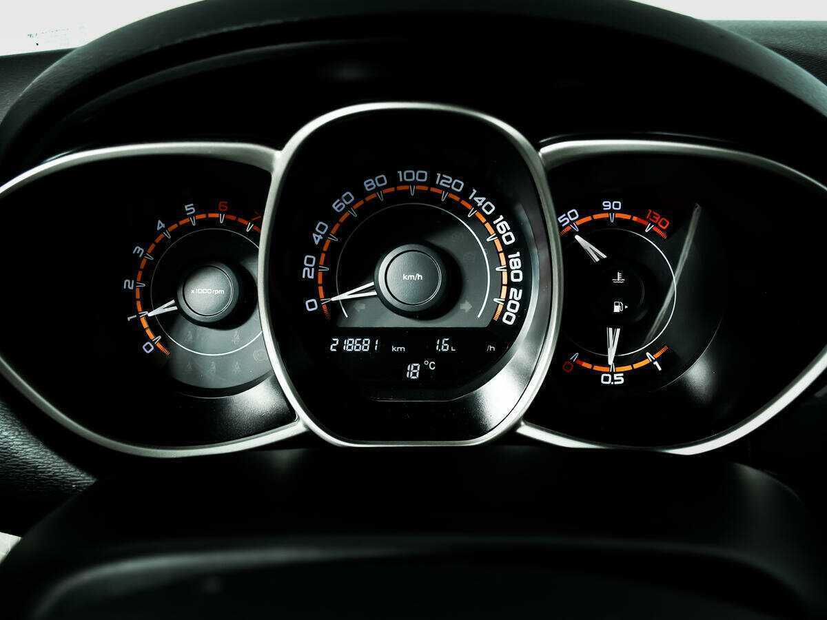 Купить Лада (ВАЗ) Веста, 2017, 218 644 км.. Фото: #9