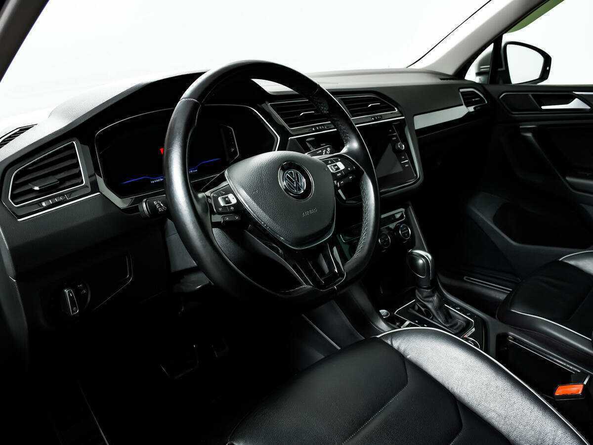 Купить Volkswagen Tiguan, 2020, 107 813 км.. Фото: #12