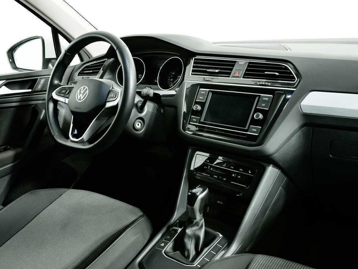 Купить Volkswagen Tiguan, 2021, 76 982 км.. Фото: #8