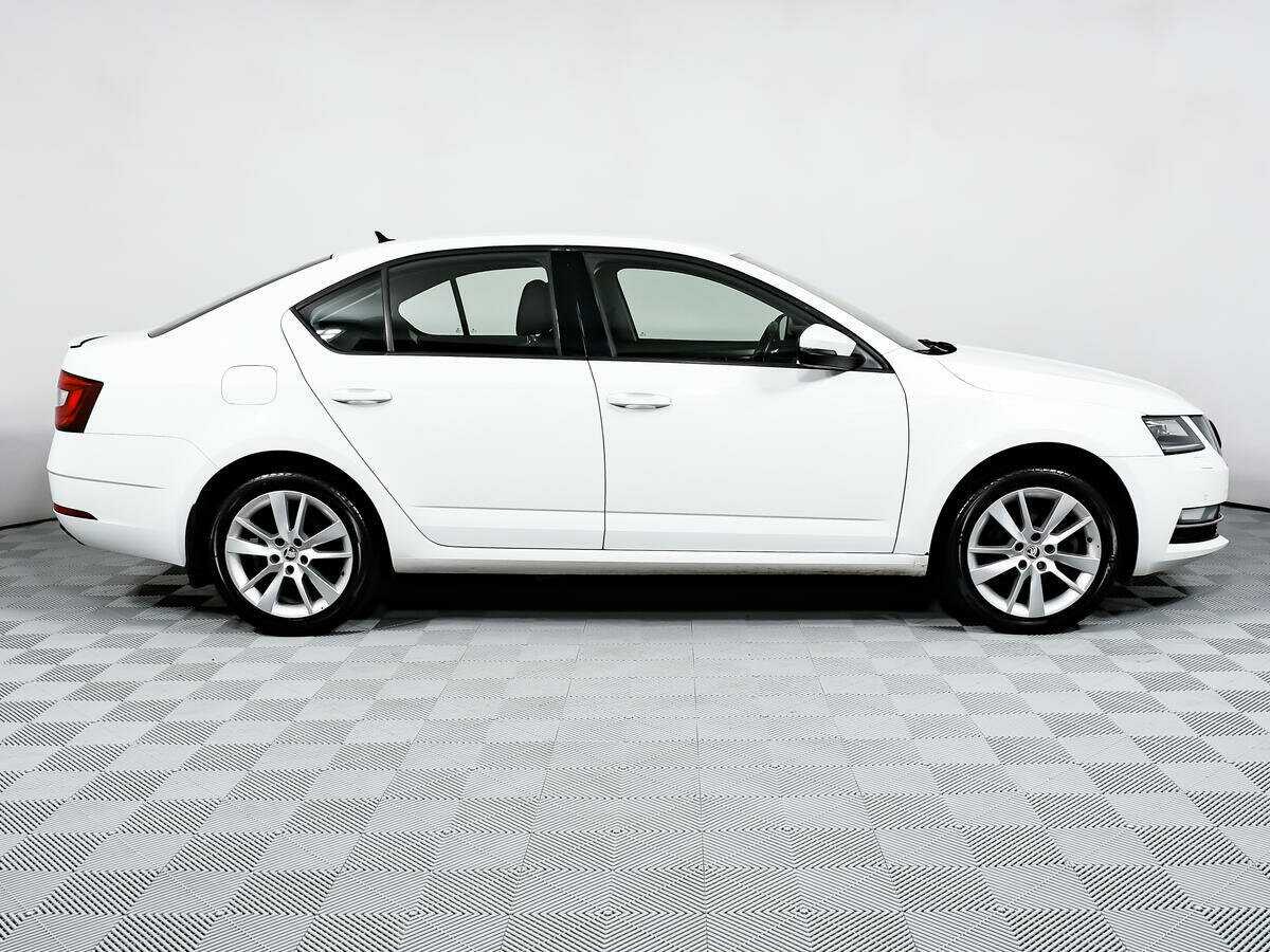 Купить Skoda Octavia, 2017, 121 865 км.. Фото: #3