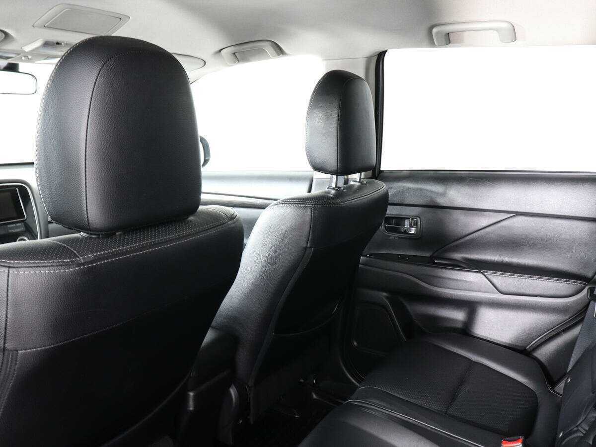 Купить Митсубиши Оутлэндер, 2017, 244 374 км.. Фото: #11