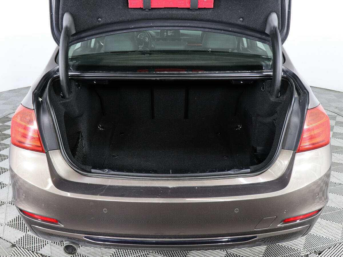 Купить BMW 3 серии, 2013, 173 320 км.. Фото: #8