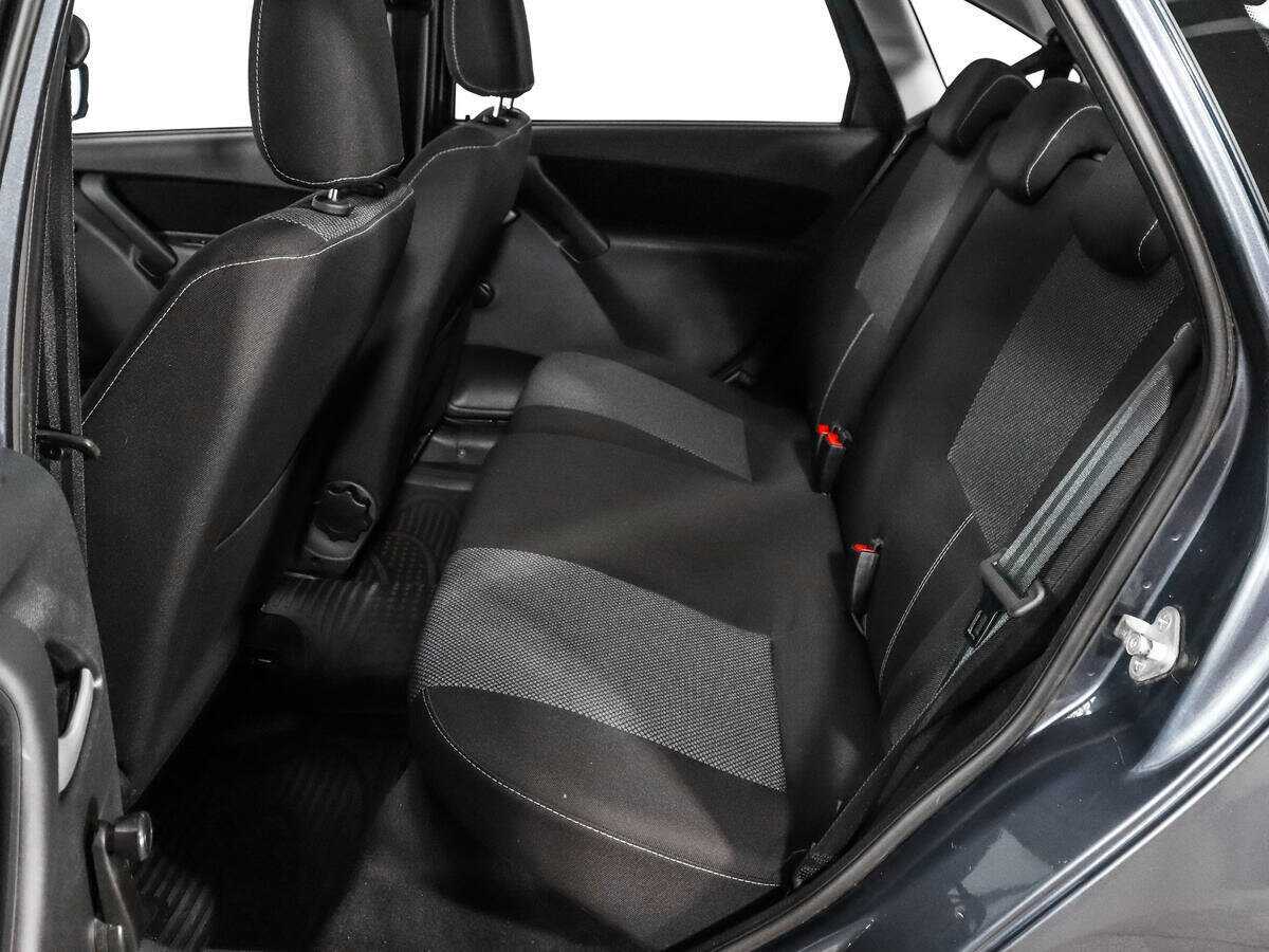 Купить Лада (ВАЗ) Гранта, 2015, 57 256 км.. Фото: #9