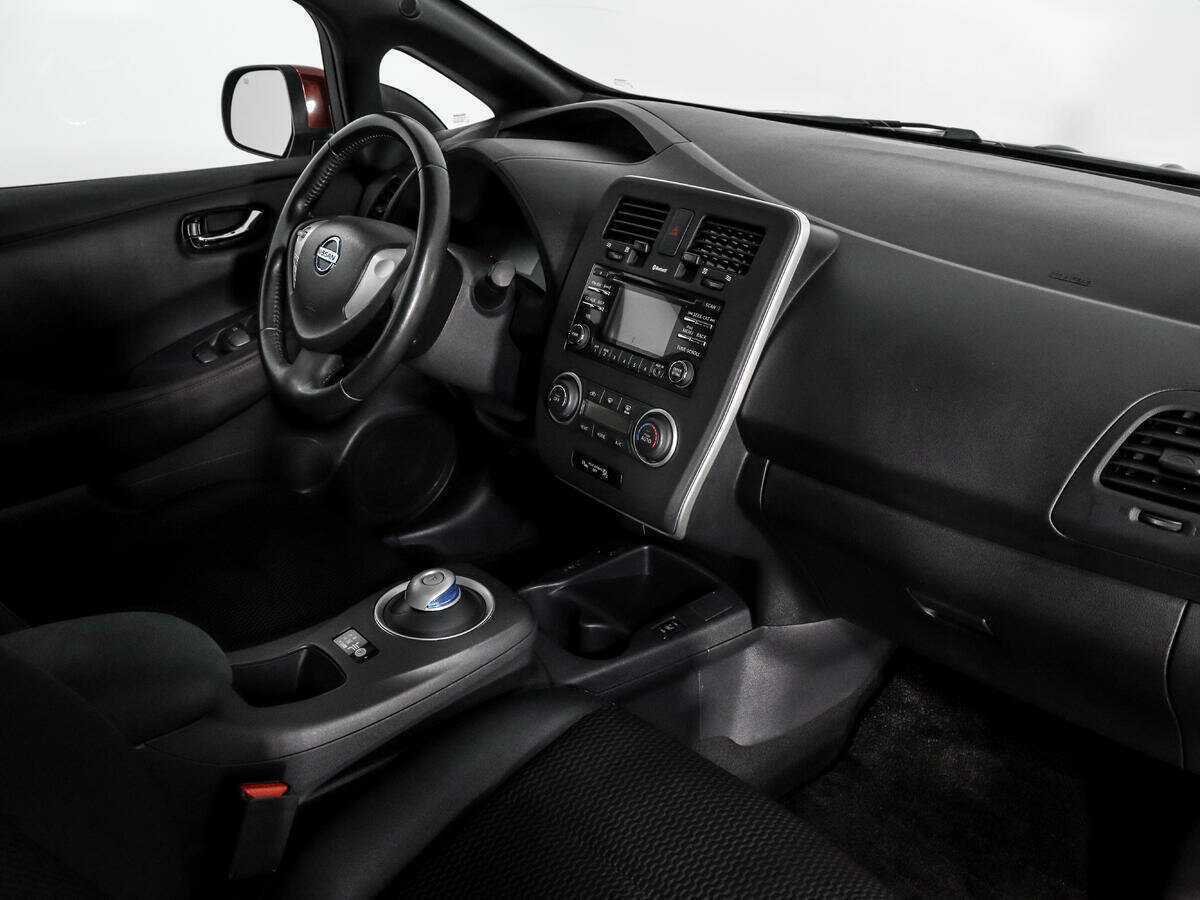 Купить Nissan Leaf, 2013, 66 405 км.. Фото: #11