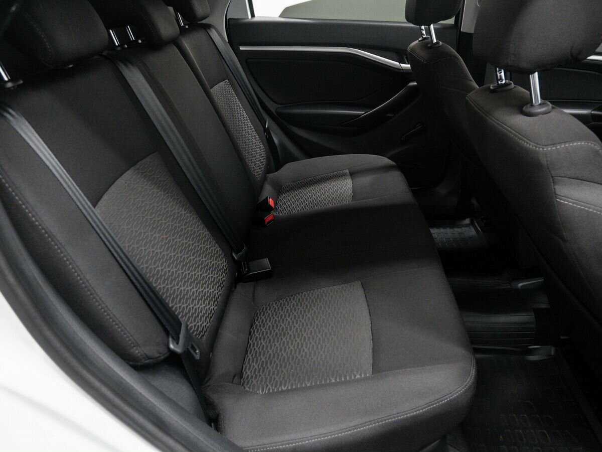 Купить Лада (ВАЗ) Веста, 2017, 125 000 км.. Фото: #9