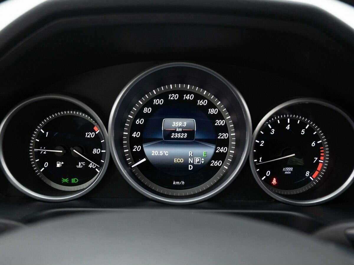 Купить Mercedes-Benz E-Класс, 2015, 23 500 км.. Фото: #18